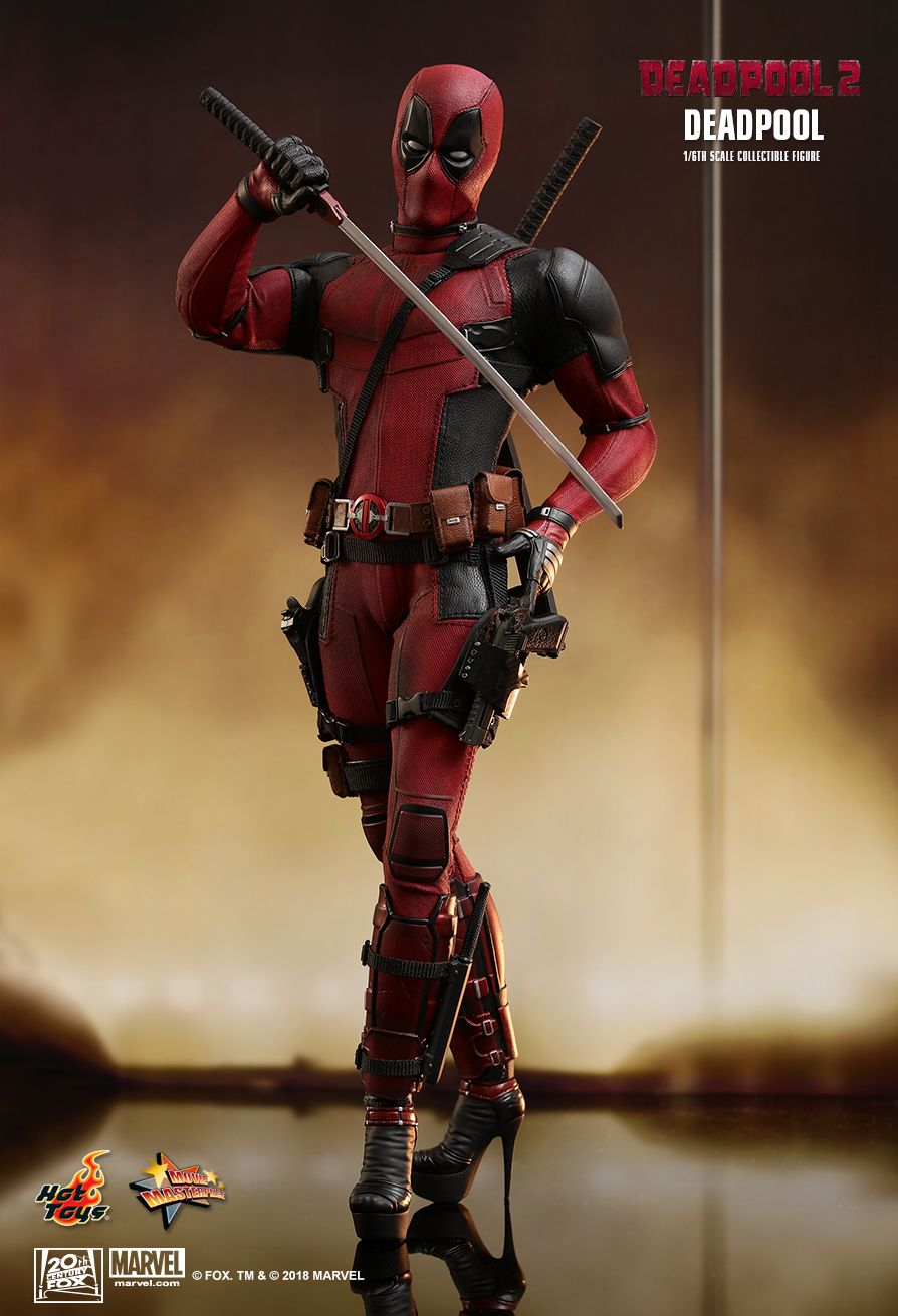 Hot Toys Deadpool 1/6 Scale Action Figure